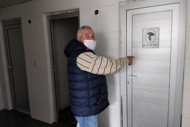 İzmir'de bir garip tuvalet