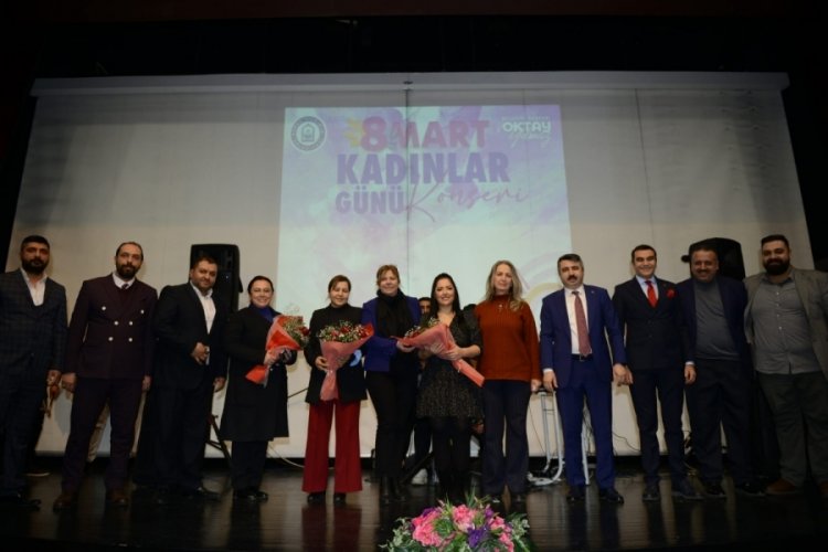 Bursa'da Roman vatandaşlar 8 Mart'ta coştu (&Ouml;ZEL HABER)