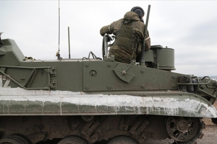 Ukrayna ordusundan Rus tanklarına darbe