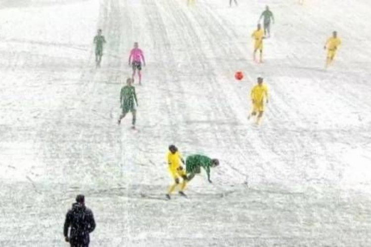 Bursaspor'un Ey&uuml;p ma&ccedil;ı yine ertelenebilir mi?