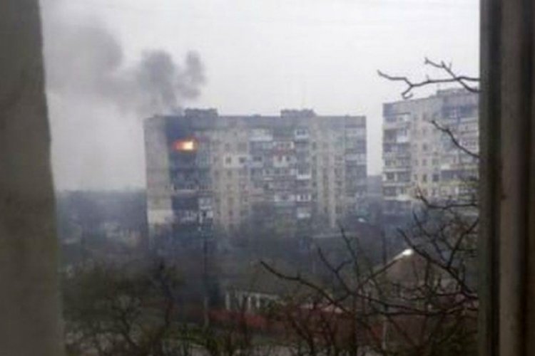 Rusya, Mariupol'de &ccedil;ocuk hastanesini vurdu