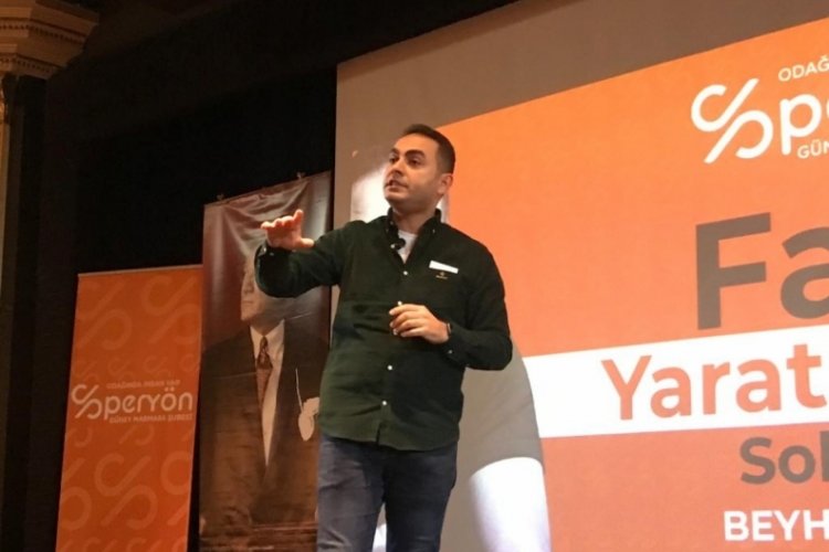 Bursa'da Beyhan Budak'tan 'Fark Yaratan S&ouml;yleşi'