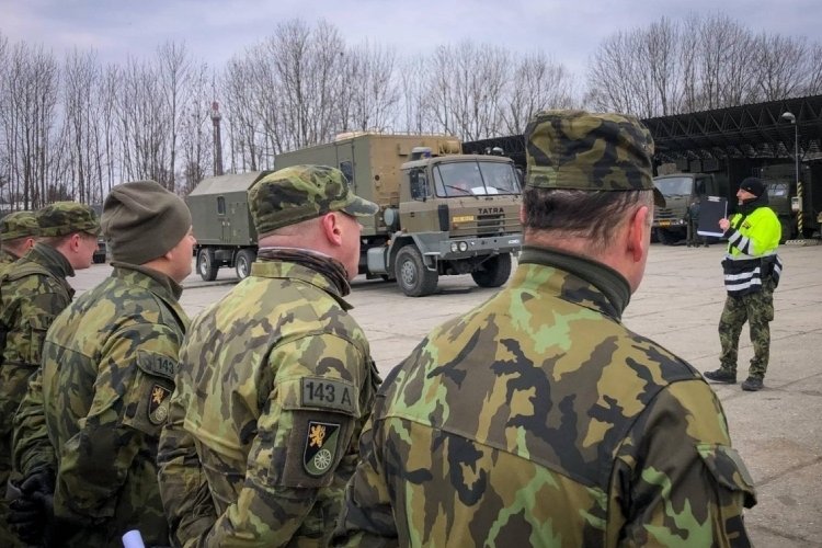 &Ccedil;ekya Slovakya'ya 650 asker g&ouml;nderecek