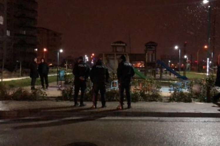 Bursa'da kadın hakim parkta ipe asılı halde bulundu!