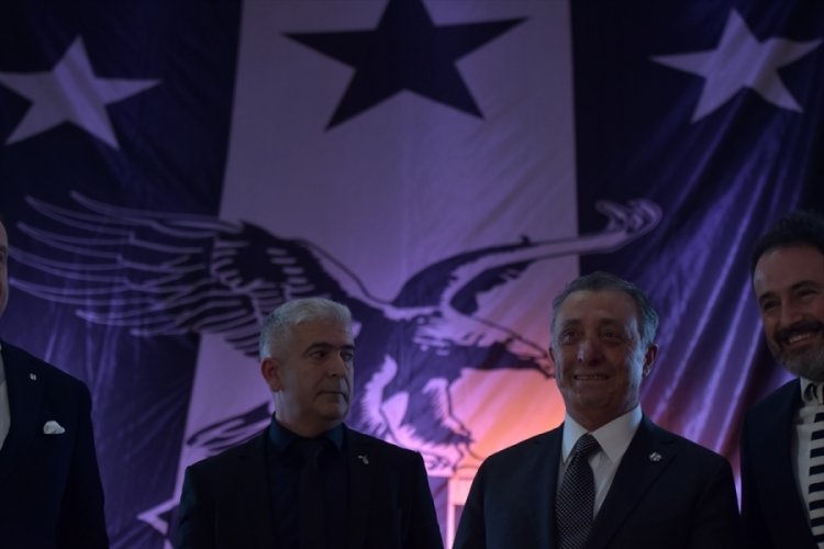 &Ccedil;ebi, Bursa'daki siyah-beyazlı taraftarlarla buluştu