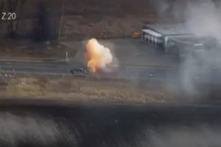 Ukrayna askerleri Rus tanklarını imha etti