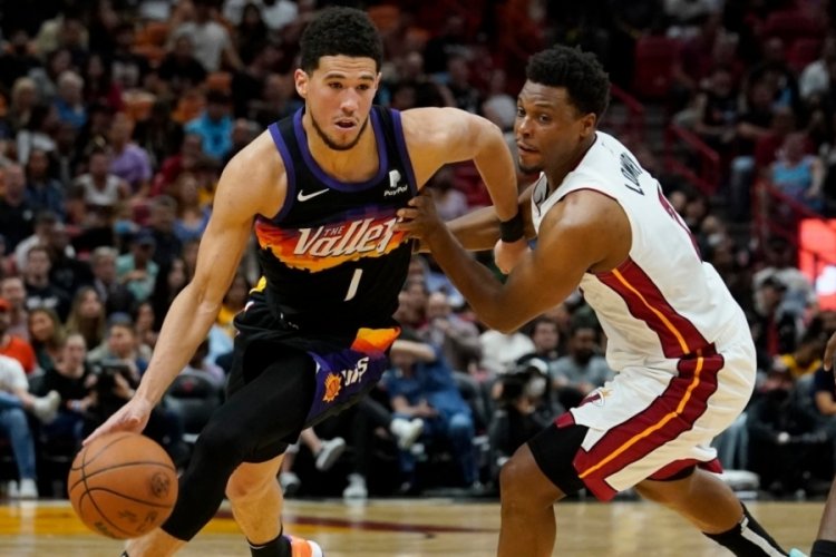 Phoenix Suns, Basketbol NBA'de play-off'a kalan ilk takım oldu