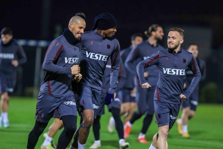 Marek Hamsik kons&uuml;ltasyon amacıyla &uuml;lkesine gitti