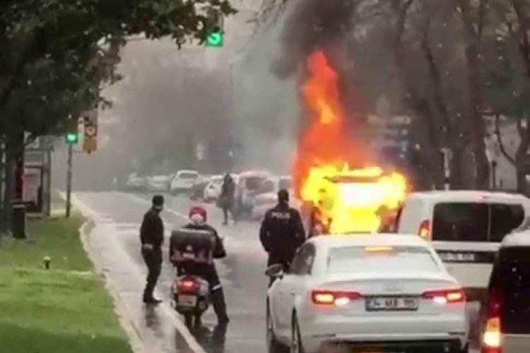 İstanbul'da ara&ccedil; alev alev yandı