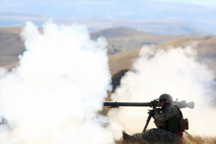 Letonya silah satın almaya başladı