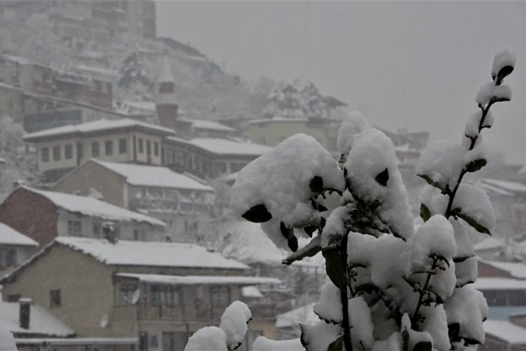 Bursa'da hava durumu nasıl? Kar yağışı devam edecek mi?