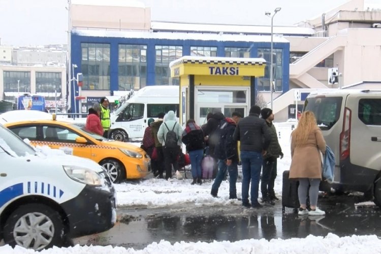 İstanbul'da seferler durduruldu
