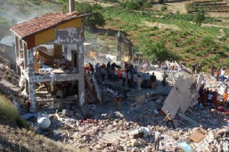 Konya'da &ccedil;&ouml;ken yurt davası 14 yıldır sonu&ccedil; bekliyor