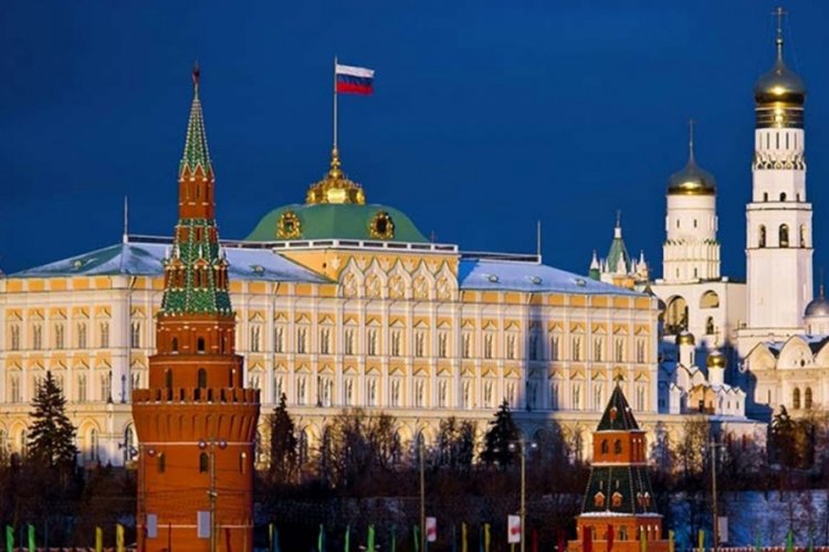 Kremlin: Facebook kesin kararı vermeli