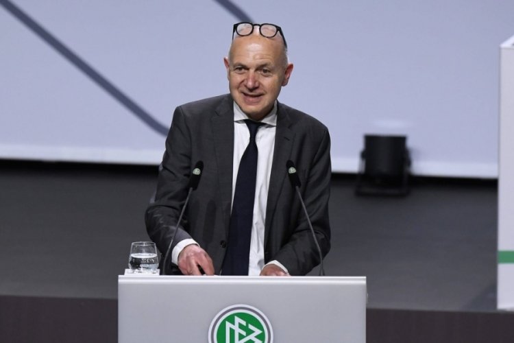 Almanya Futbol Federasyonunun yeni başkanı Bernd Neuendorf