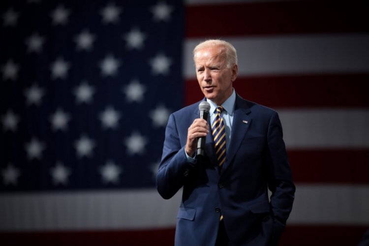 Biden oy kaybetmeye devam ediyor