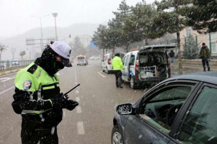 &Ccedil;ocuk ve gen&ccedil;lerin korunmasına y&ouml;nelik "trafik uygulaması"