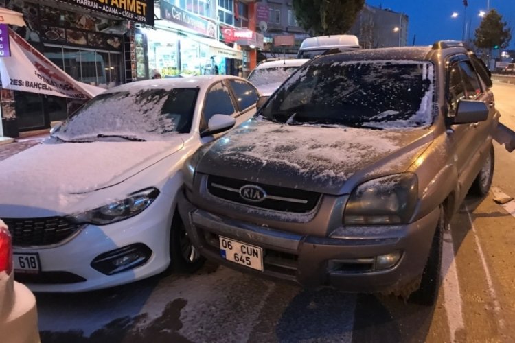 Zincirleme trafik kazasında 1 kişi yaralandı