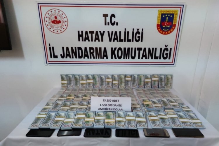 1 milyon beşy&uuml;z bin dolarlık sahte para operasyonu