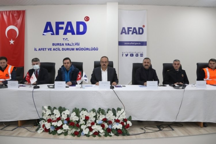 Bursa'da kar &ccedil;alışmaları yerinde incelendi