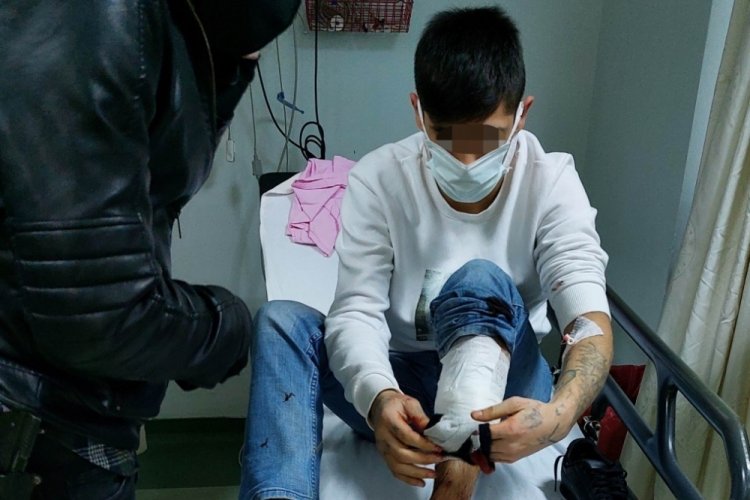 Silahlı saldırıda yaralanan kişi hastaneden ka&ccedil;mak istedi