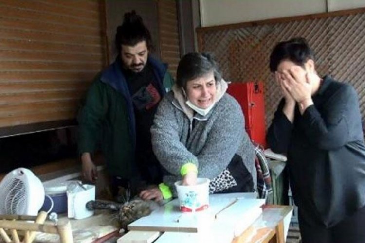 &Ccedil;ıkan yangında 5 kediden biri kurtarıldı