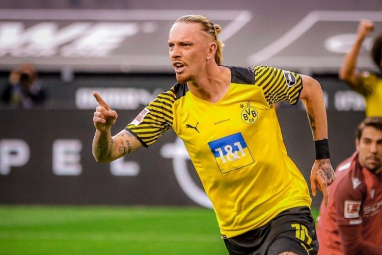 Borussia Dortmund, sahasında Arminia Bielefeld'i yendi