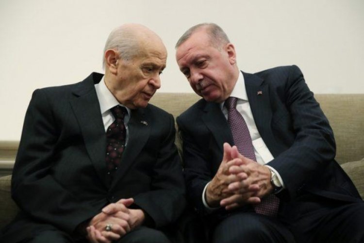 Se&ccedil;im barajı d&uuml;ş&uuml;yor! MHP istedi AK Parti kabul etti