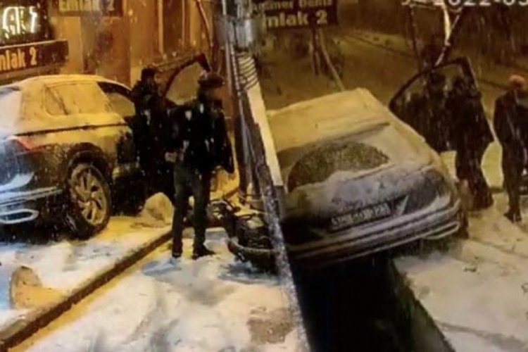 Cip vatandaşa ve motora &ccedil;arpıp boşluğa u&ccedil;tu