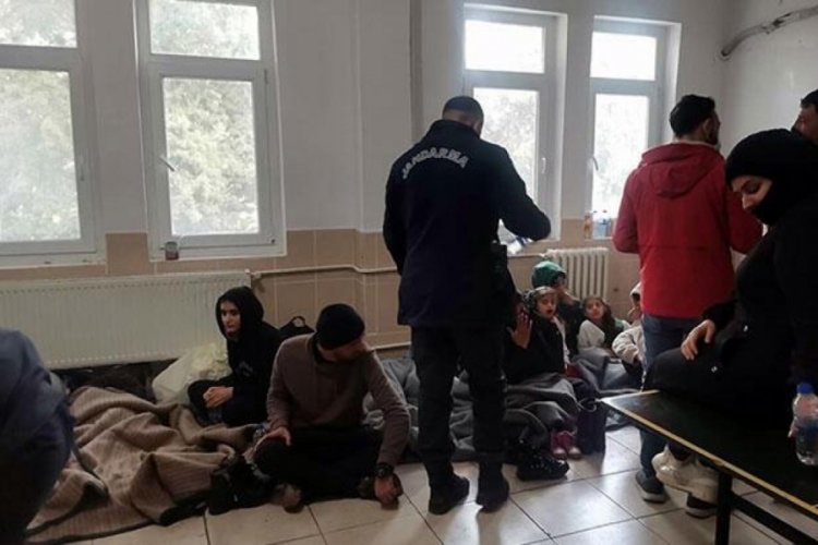 İzmir'de 222 ka&ccedil;ak g&ouml;&ccedil;men yakalandı!