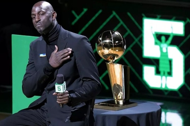 Kevin Garnett'in forması emekliye ayrıldı