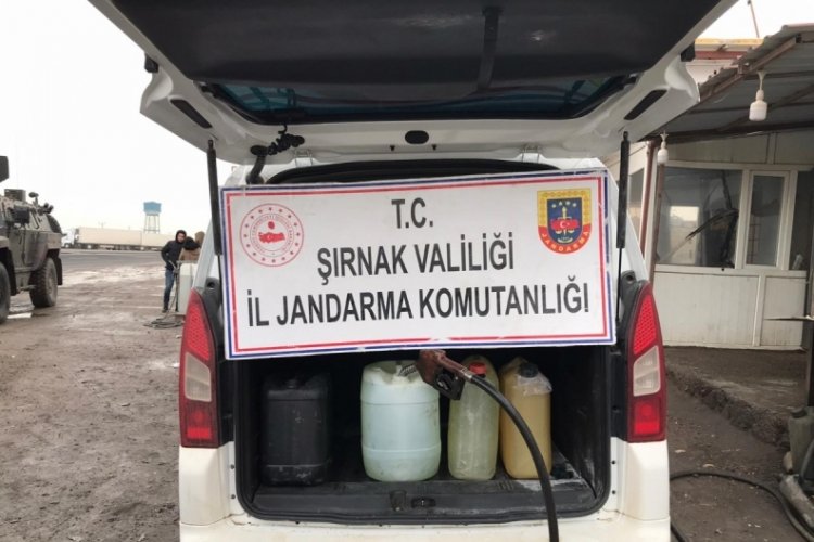 Şırnak'taki ka&ccedil;ak&ccedil;ılık operasyonlarında 4 kişiye tutuklama