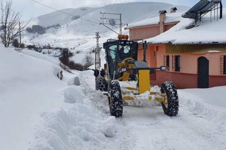 Karadeniz'de 9 ilde yollar kapalı!