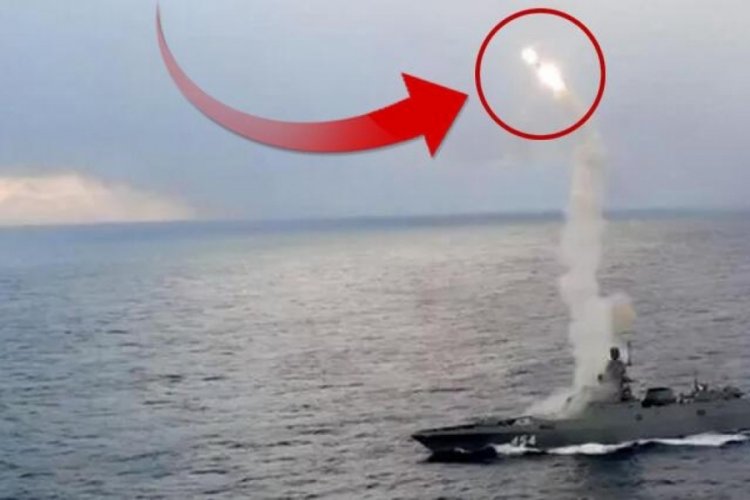 Rusya'nın Zirkon hipersonik f&uuml;zesinden yeni g&ouml;r&uuml;nt&uuml;ler...