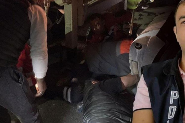 Muğla'da TIR'ın altında kalan polisin bacağı kesildi