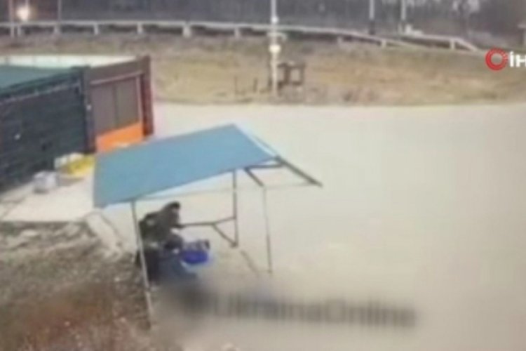 Rusya, otob&uuml;s durağında bekleyen sivilleri vurdu