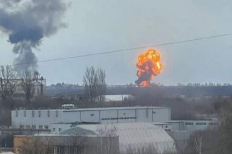 Rus ordusu Dnipro Havaalanına 2 f&uuml;ze attı