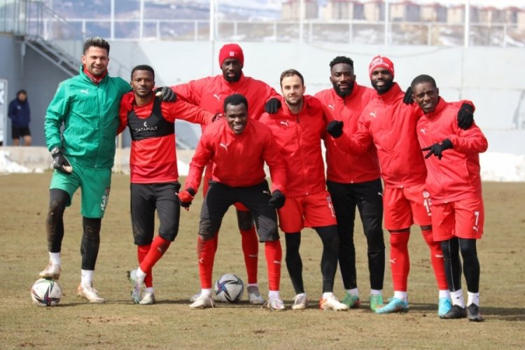 Sivasspor'da ma&ccedil; hazırlıkları başladı