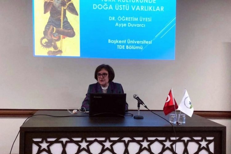 Bursa'da edebiyat s&ouml;yleşileri d&uuml;zenlendi