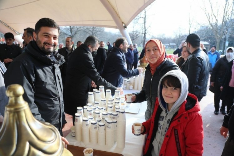 İstanbul'da 7 bin kişiye salep dağıtıldı