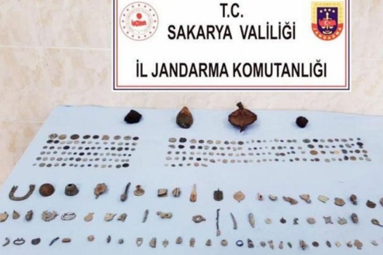 Sakarya'da operasyonda 201 adet tarihi sikke ele ge&ccedil;irildi