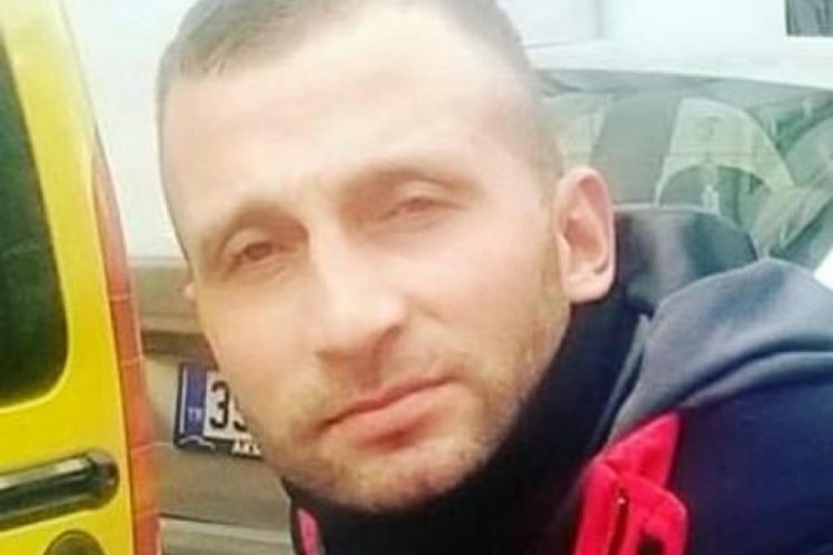İzmir'de bı&ccedil;ak &ccedil;ektiği doktordan şikayet&ccedil;i olmuş