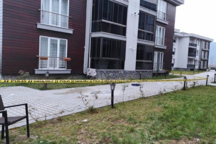 K&ouml;pek meselesi y&uuml;z&uuml;nden &ccedil;ıkan kavgada karı-kocaya kurşun yağdırdı
