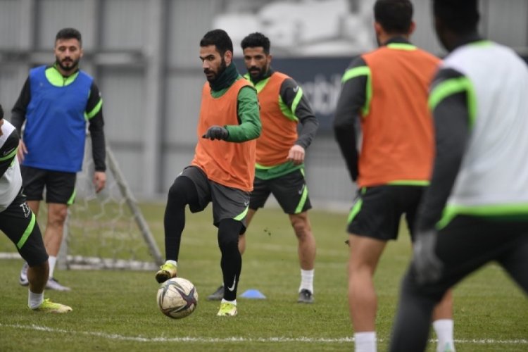 Bursaspor antrenman &ouml;ncesi kurban kesti