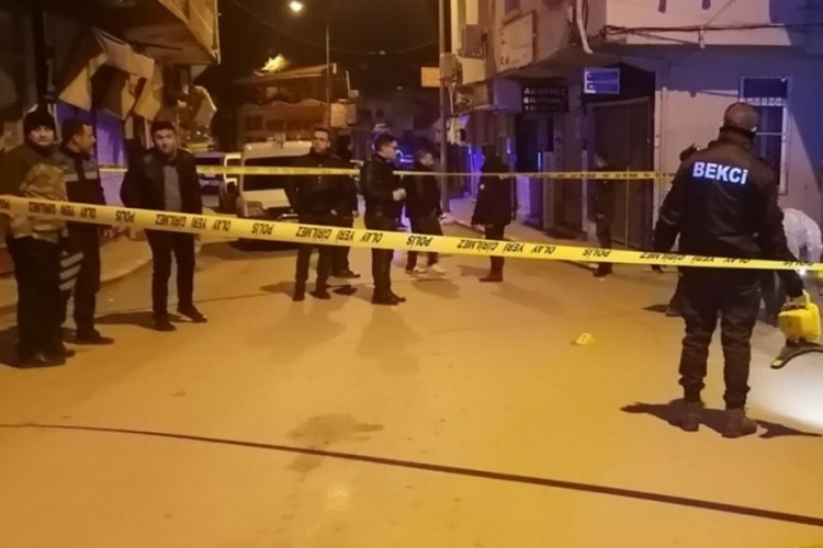 Art arda iki silahlı saldırı: 1 &ouml;l&uuml;, 1 yaralı