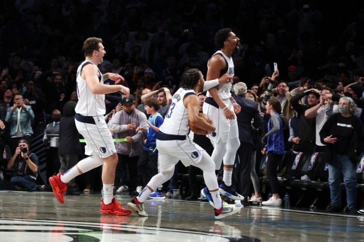 Dallas Mavericks, deplasmanda Brooklyn Nets'i yendi