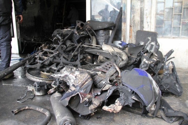 Elazığ'da 400 bin liralık motosikletler k&uuml;l oldu