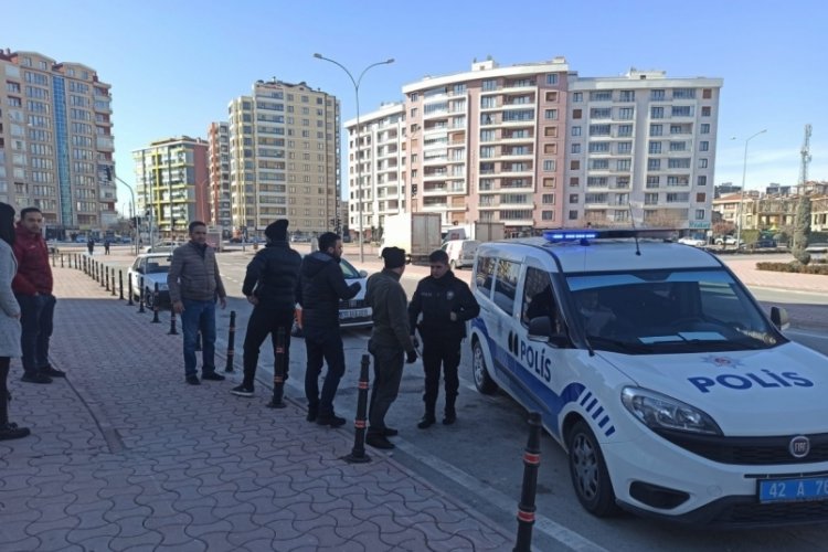 &Ccedil;ocukla birlikte ara&ccedil; gasp eden ş&uuml;pheli tutuklandı