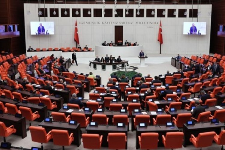 Mecliste CHP, İYİ Parti ve HDP'nin &ouml;nerileri kabul edilmedi