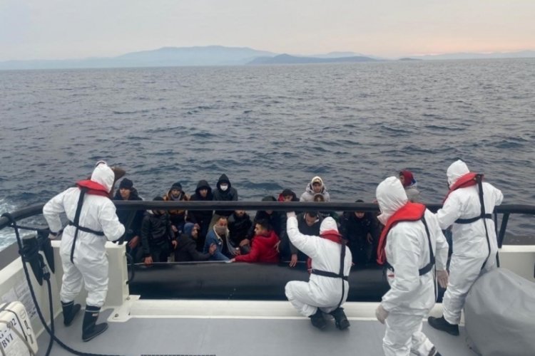 29 d&uuml;zensiz g&ouml;&ccedil;men kurtarıldı